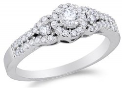 Diamantový zásnubní prsten z bílého zlata, cena: 27 790 Kč